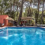 Sole With Pool And Sauna *