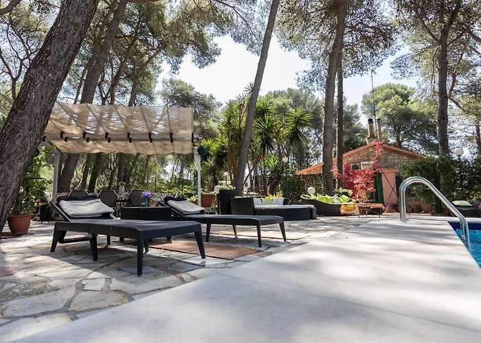 Villa Sole With Pool And Sauna Lecce