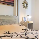 Sole With Pool And Sauna Villa *